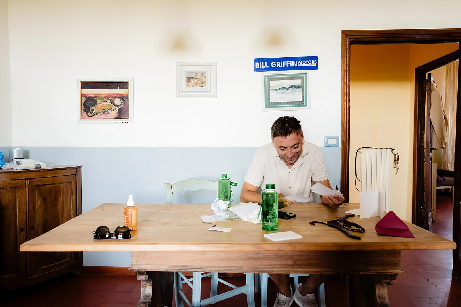 3. Borgo di Tragliata wedding photographer, Niamh reading her letter from Dave on the wedding morning-10.jpg