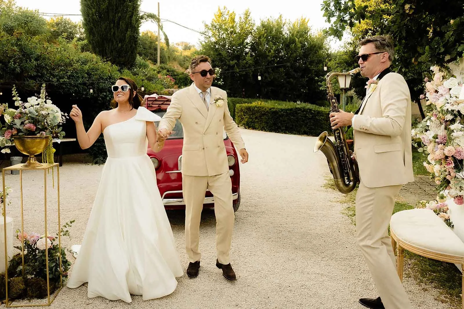 11. Outdoor courtyard dinner at Niamh and Dave's wedding near Rome-6.jpg