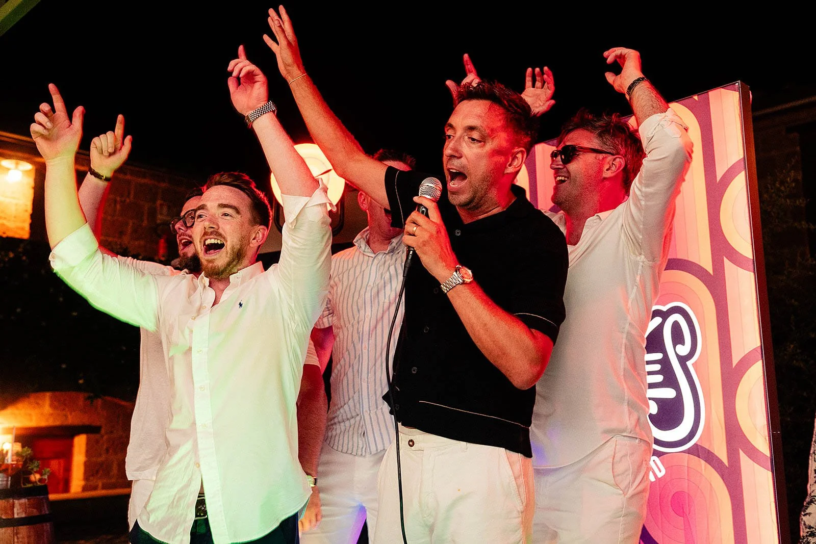 17. Niamh singing at the white party karaoke in Italy-10.jpg