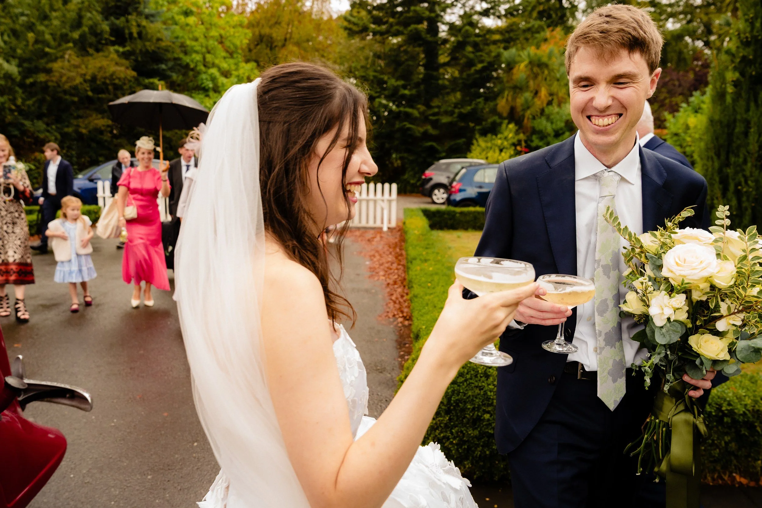 tinakilly-wedding-photographer-laura-james-37-first-drink-at-tinakilly.jpg