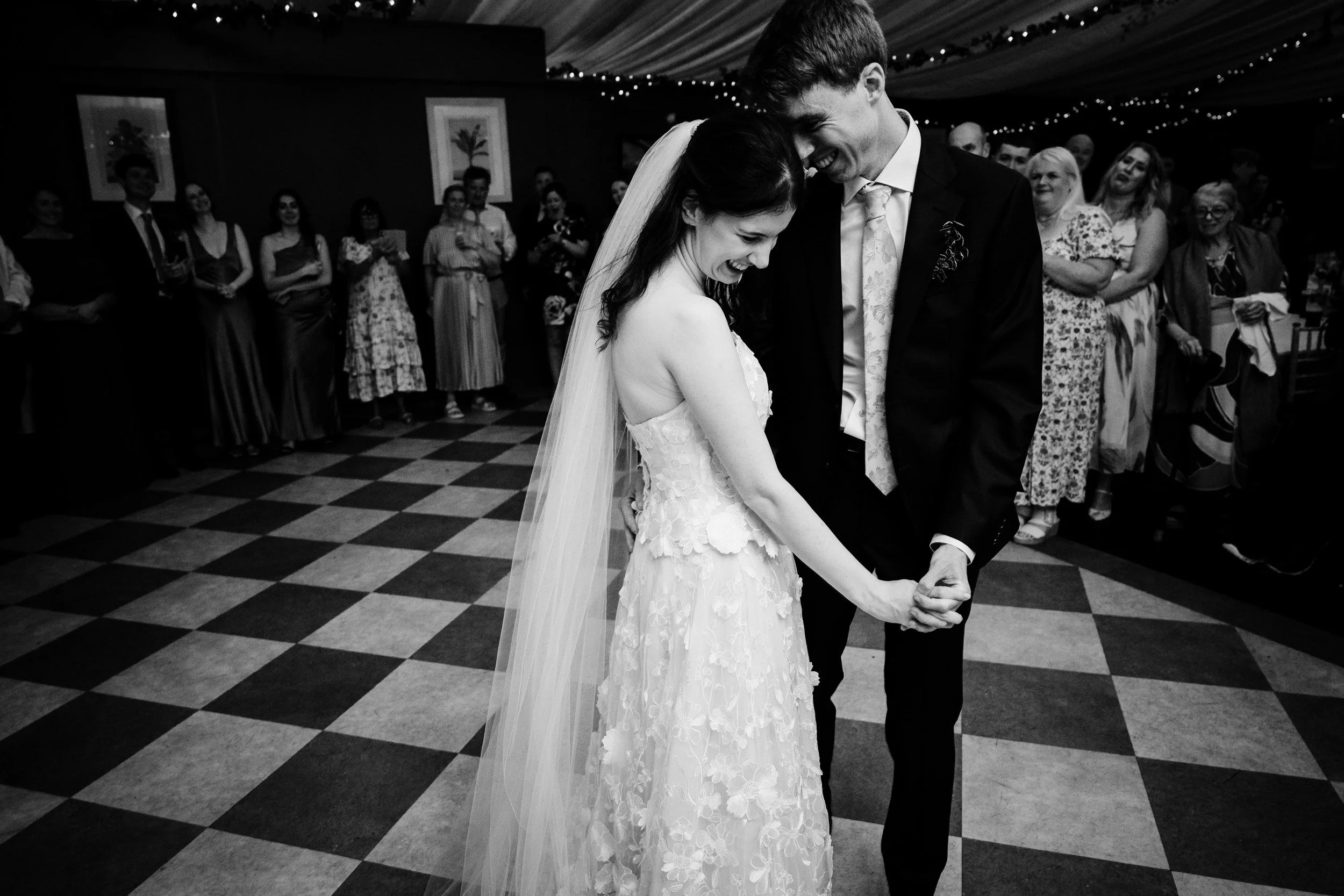 tinakilly-wedding-photographer-laura-james-70-first-dance-black-and-white.jpg