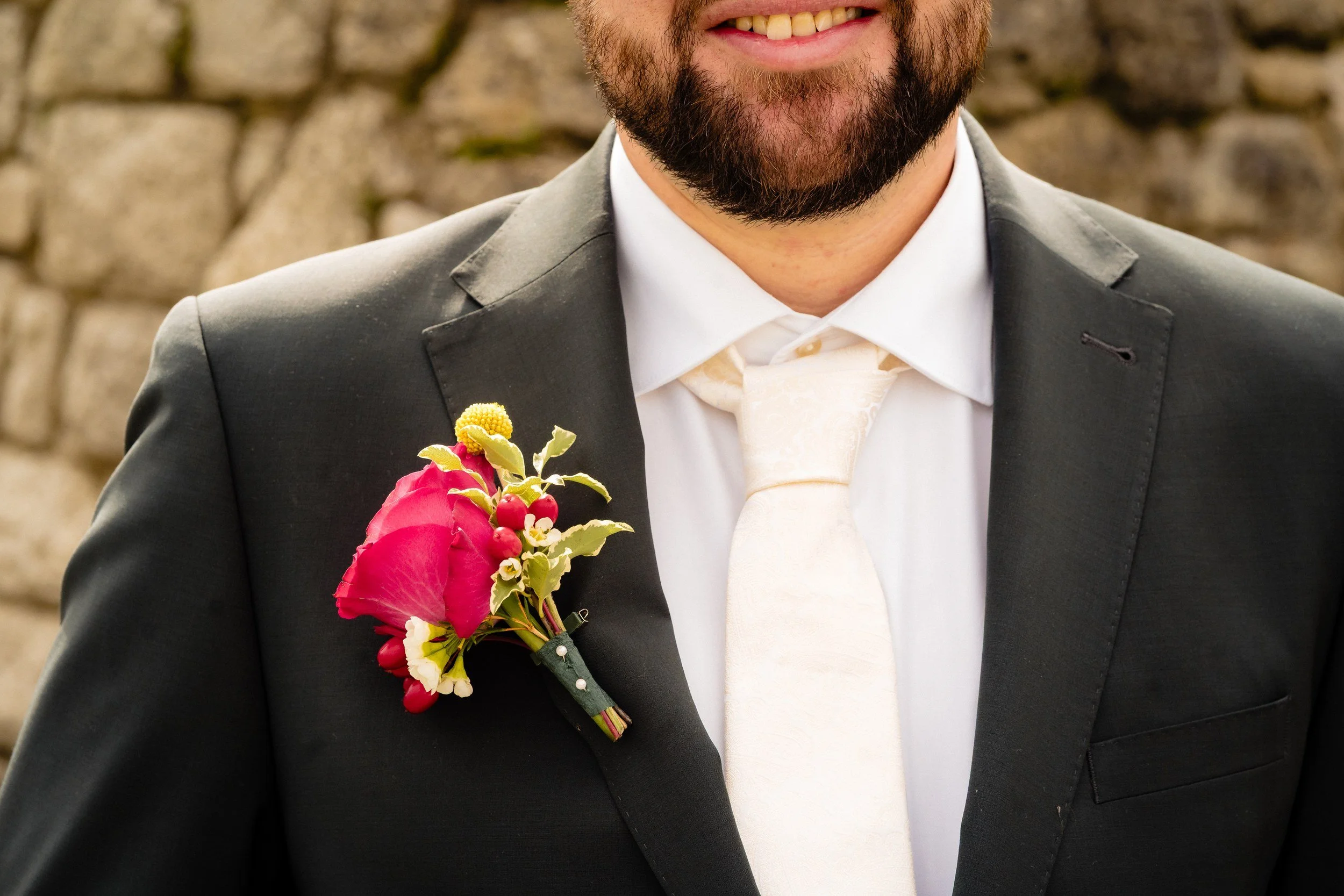 rathsallagh-wedding-photographer-niamh-john-32-groom-buttonhole.jpg