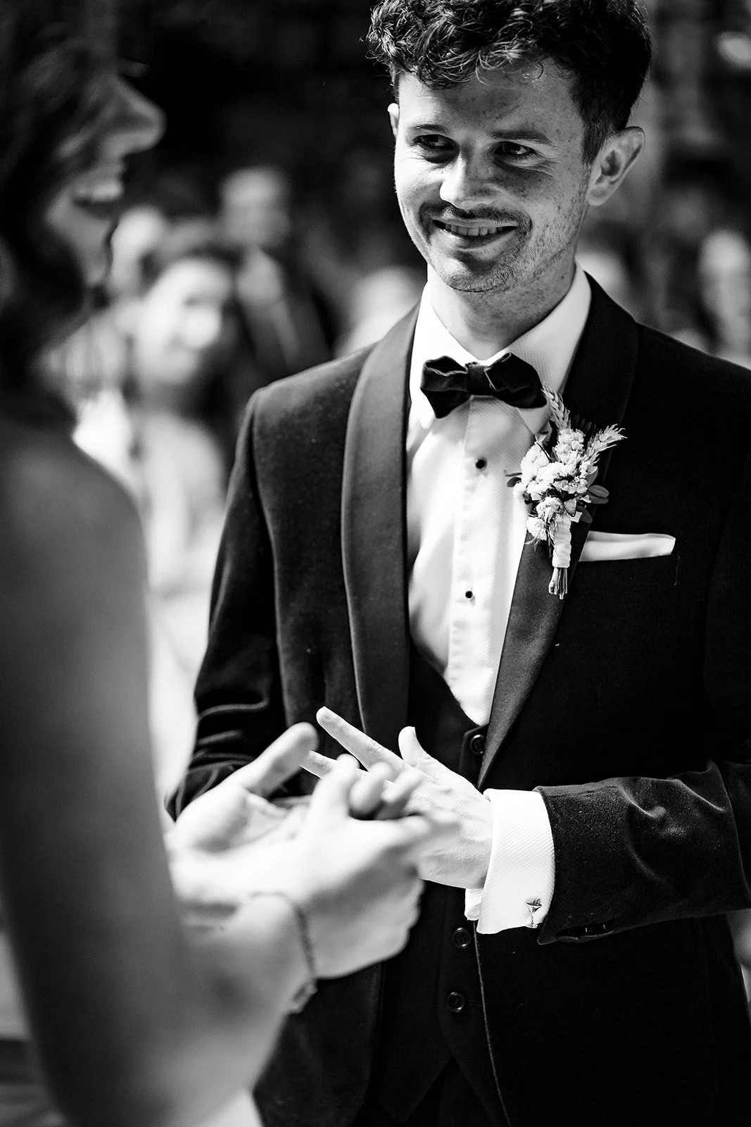 marco-pierre-white-wedding-photographer-elle-iain-37-exchanging-rings.jpg