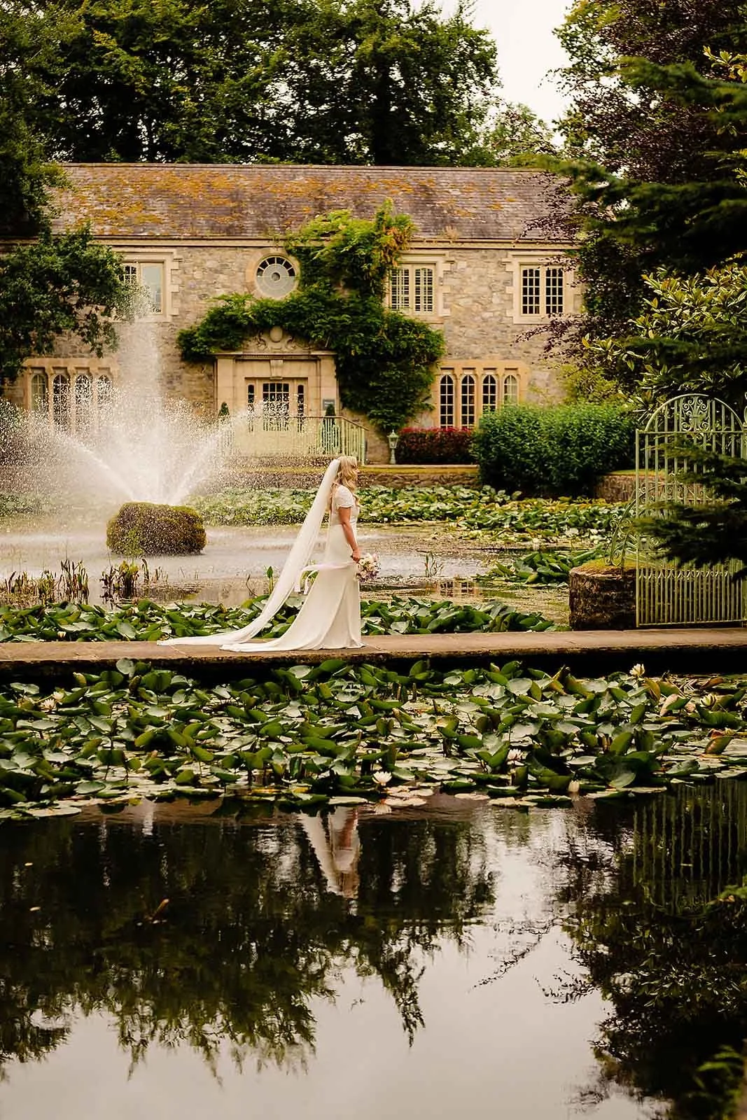 bridal portrait on the cliff at lyons wedding photography on the lake