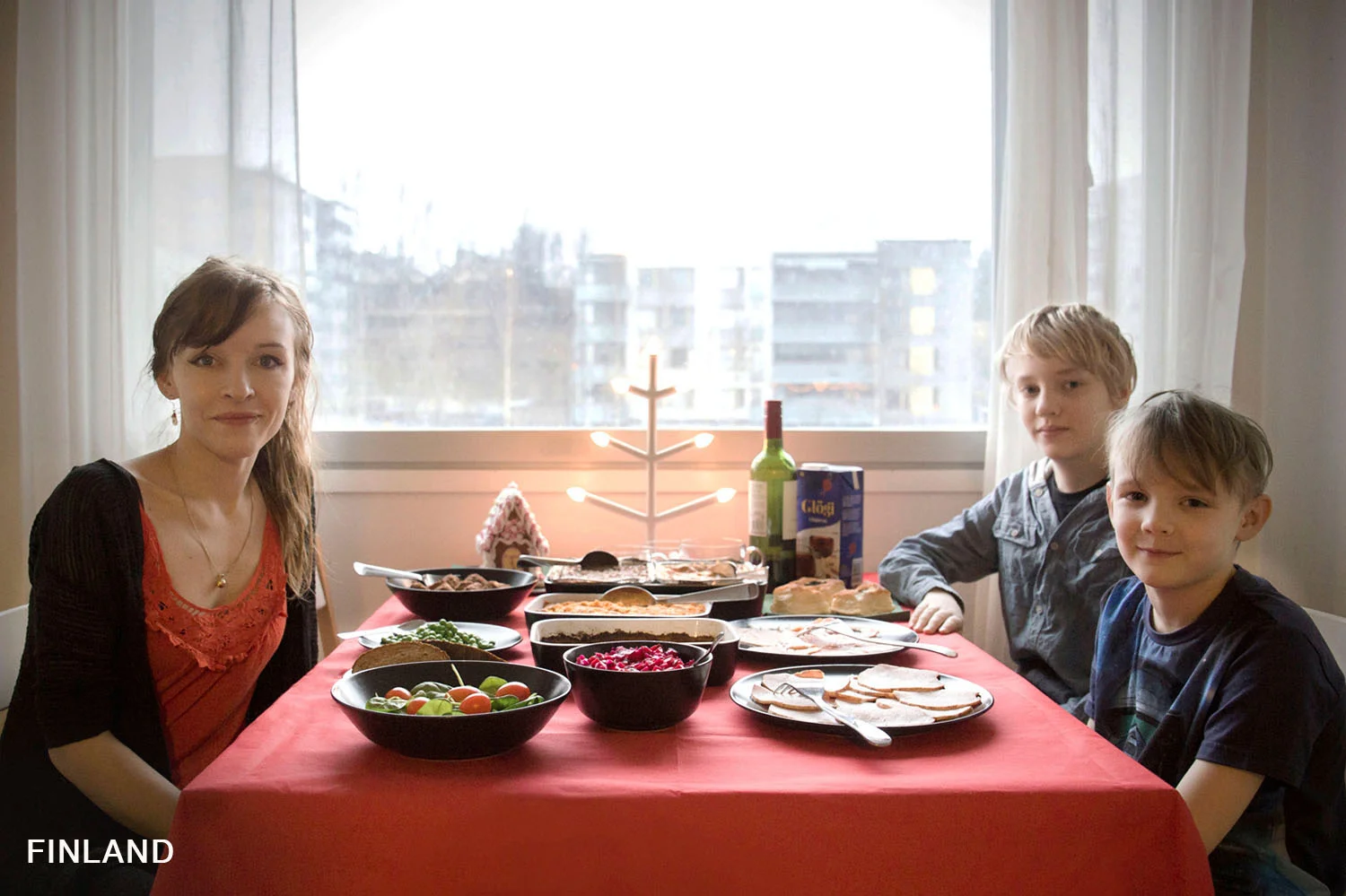 6FinlandFamily copy.jpg