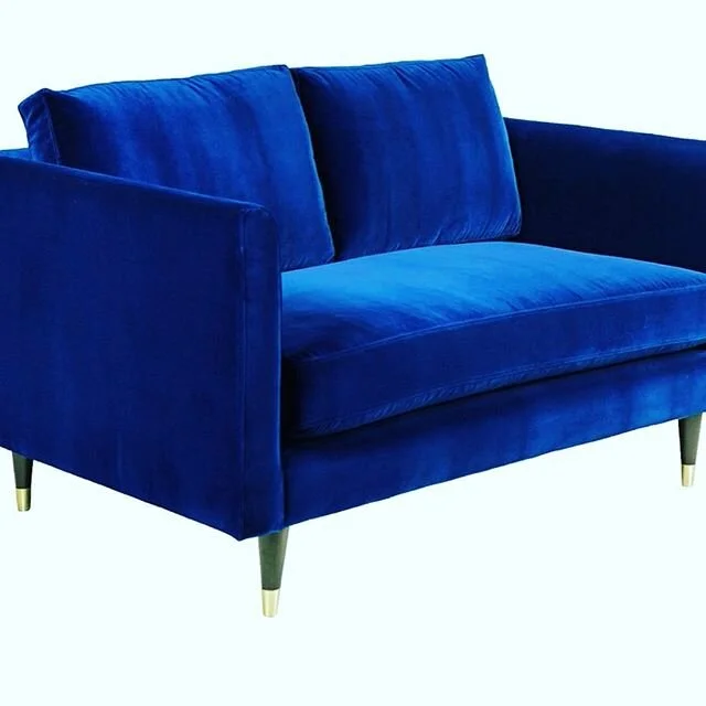 #dontmissout #bargin #2seater #henrysofa #brandnew we have 2x #navyblue 1x #emerald green velvet coming into the shop. Solid wood legs #brass caps. If you are looking for an #instant purchase we can deliver direct to you. &pound;950 each.  139x93x88 