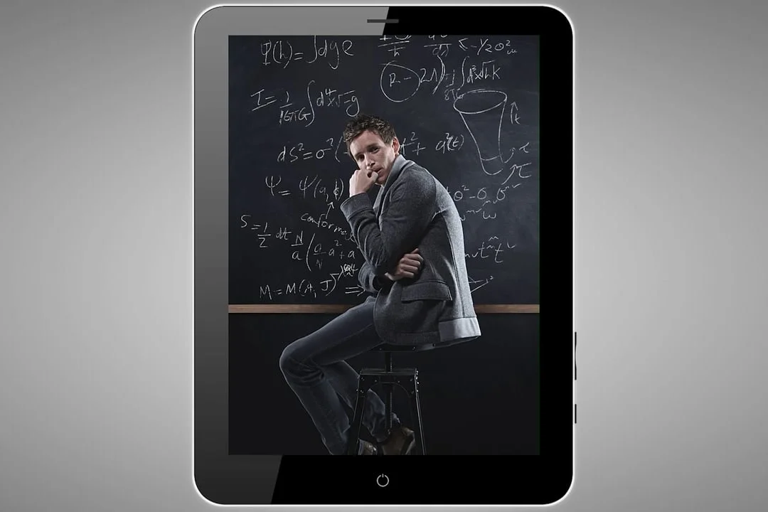 EDDIE REDMAYNE FOR EMPIRE IPAD EDITION