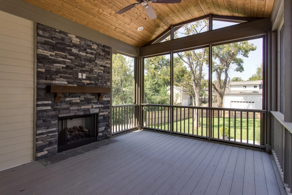 2511porch1.jpg
