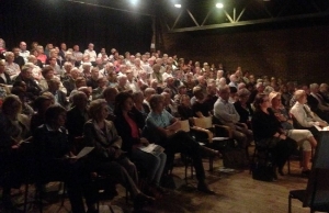 Stort og lydhørt publikum i Sandnes kulturhus