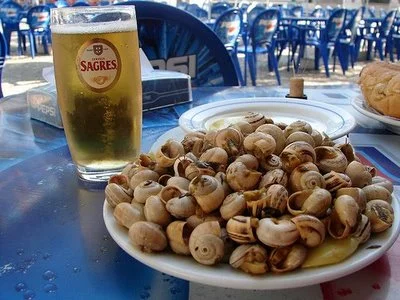 CARACOIS (SNAILS)