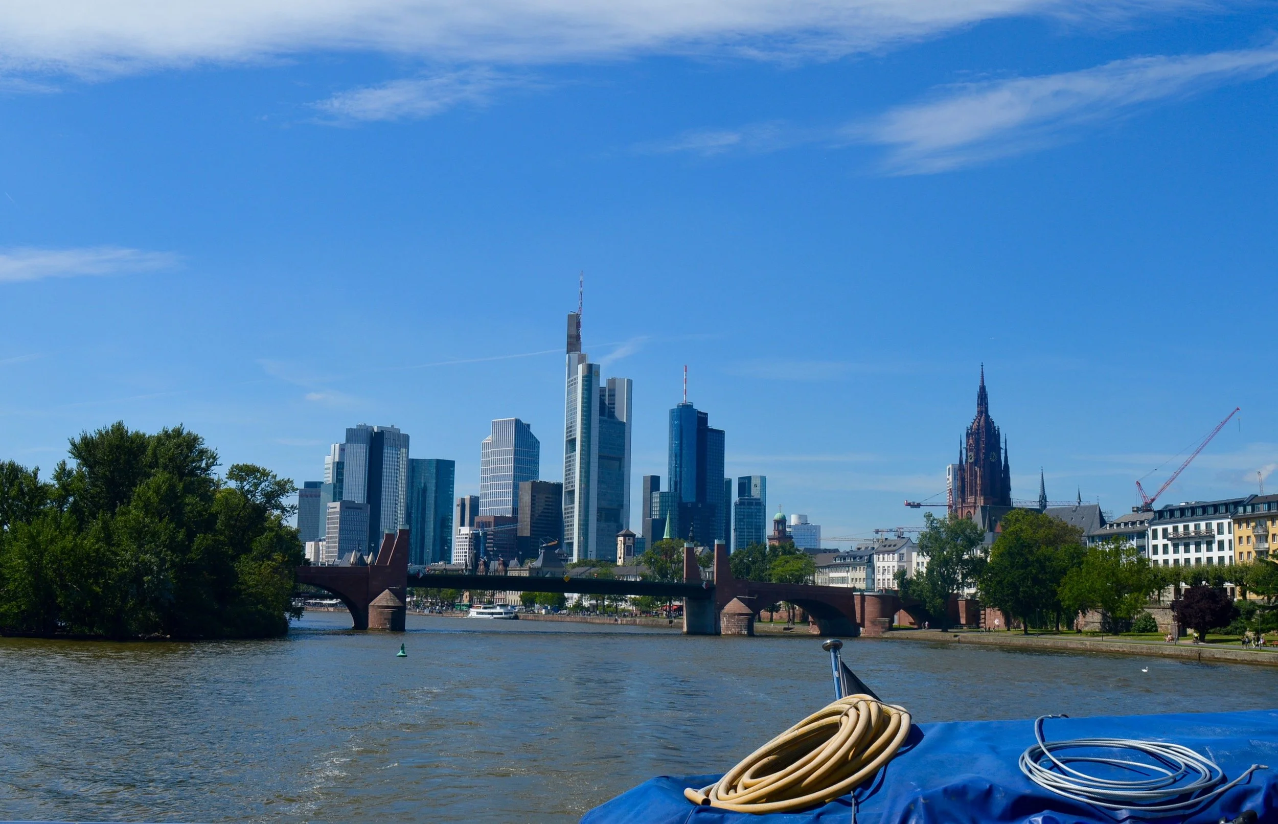 Frankfurt on the weekend (boat trip)