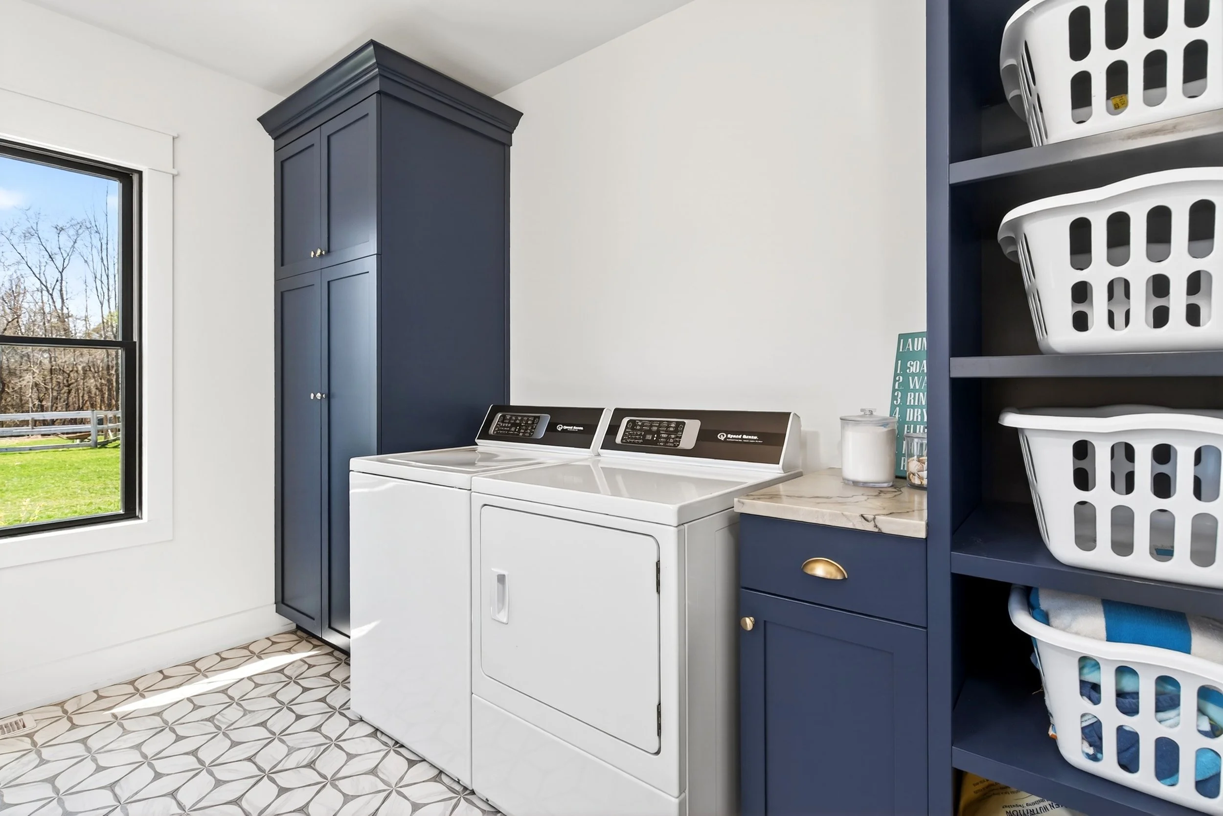 6750ClintonInt_010.jpg
