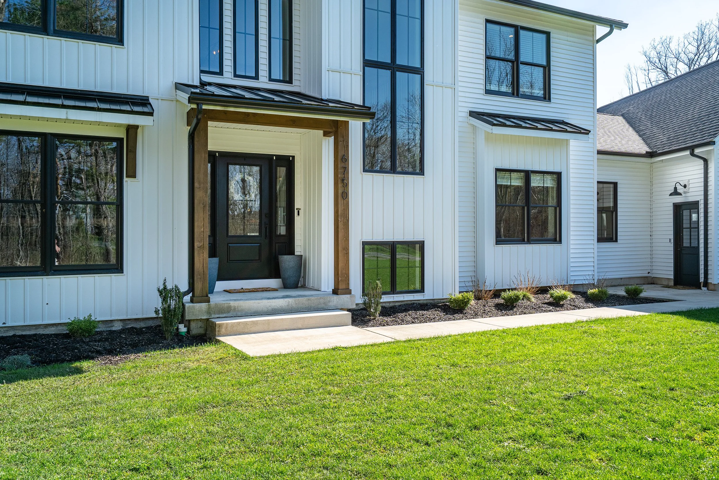 6750ClintonExt_004.jpg