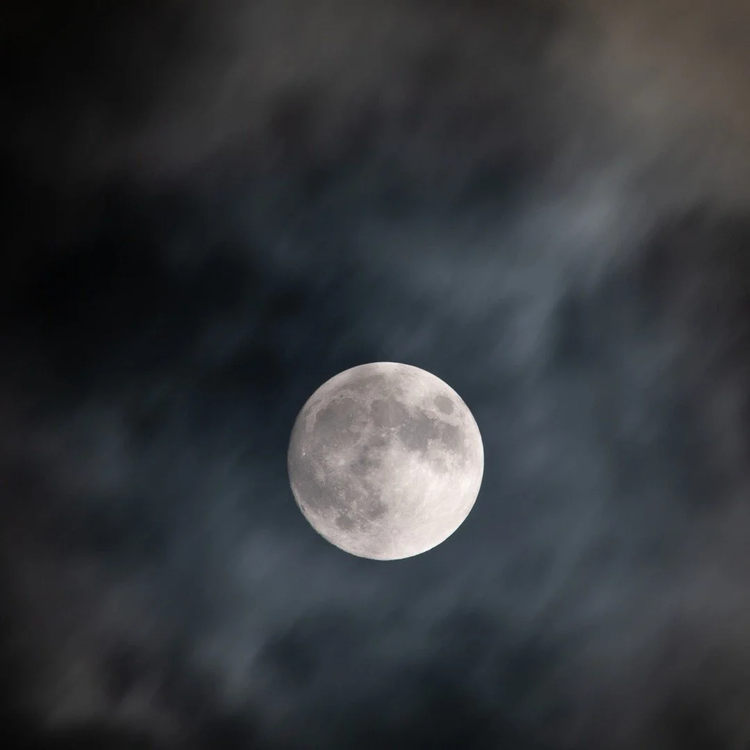 There's just something about the moon. It&rsquo;s part of my namesake. 

tell your story <|> see you soon

#moon #night #nature #naturephotography #landscape #landscapephotography #photography #photographer #canon #sigmalens #creator #contentcr