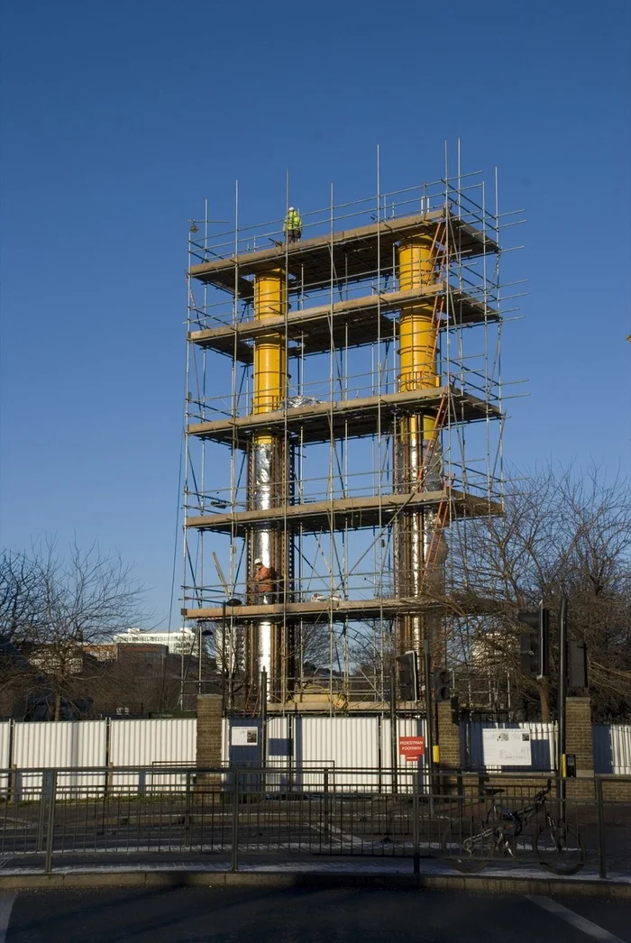 The columns under construction in 2011