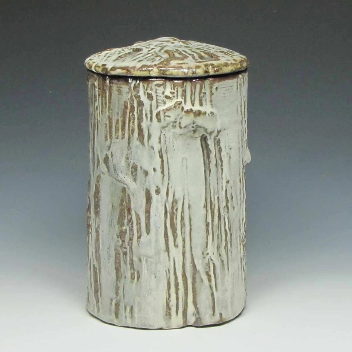  B W jar b.jpg