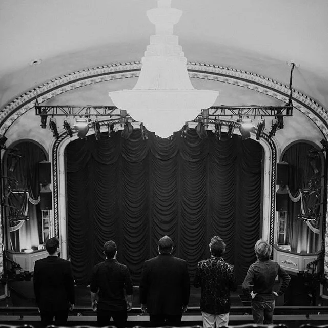 Looking at a #chandelier #covidboredom
&bull;
@oakandironphoto
&bull;
#chandelier #hotpink #hotpinktheband #hotpinkchandelier #playhouse #cvp #playhousechandelier #cocoavillageplayhouse #cocoavillageplayhouse🎭 #blackandwhite