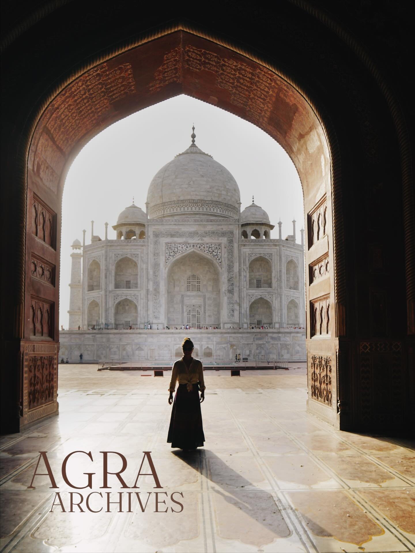 Agra Archives 🇮🇳
I visited Agra several years ago and did not get around to sharing many of the images I clicked. My recent time in India made me quite nostalgic and inspired so I dug into the archives and found some shots I loved. 
Agra draws you 