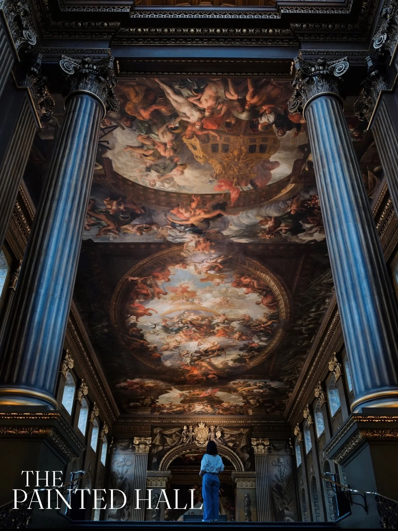 Painted ceilings and perfect proportions. 

The Painted Hall had been on top of my to-do list for some time and I finally stepped inside this last visit. @roccodigi and I spent a few hours inside thanks to the complimentary guided tour @oldroyalnaval