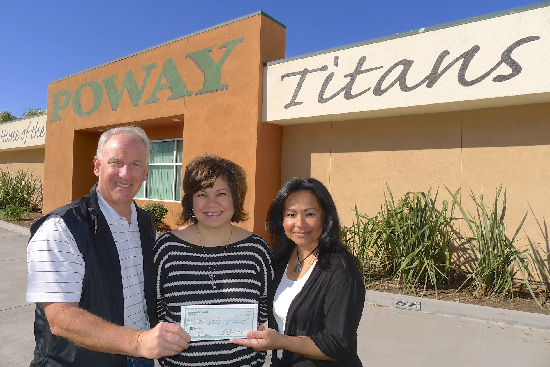 GVCA Donates $1,000 to Poway High Grad Nite