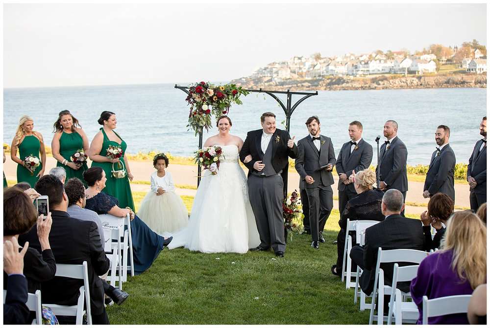 unioun-bluff-meeting-house-wedding-photos