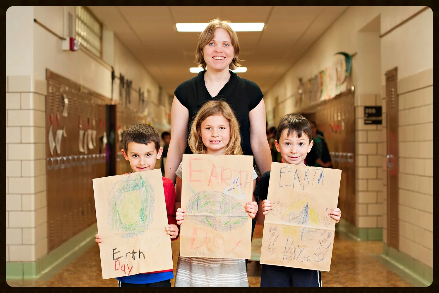 earth-day-paper-bags.jpg