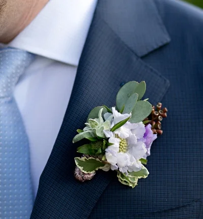 Scabiosa & Greenery Bout