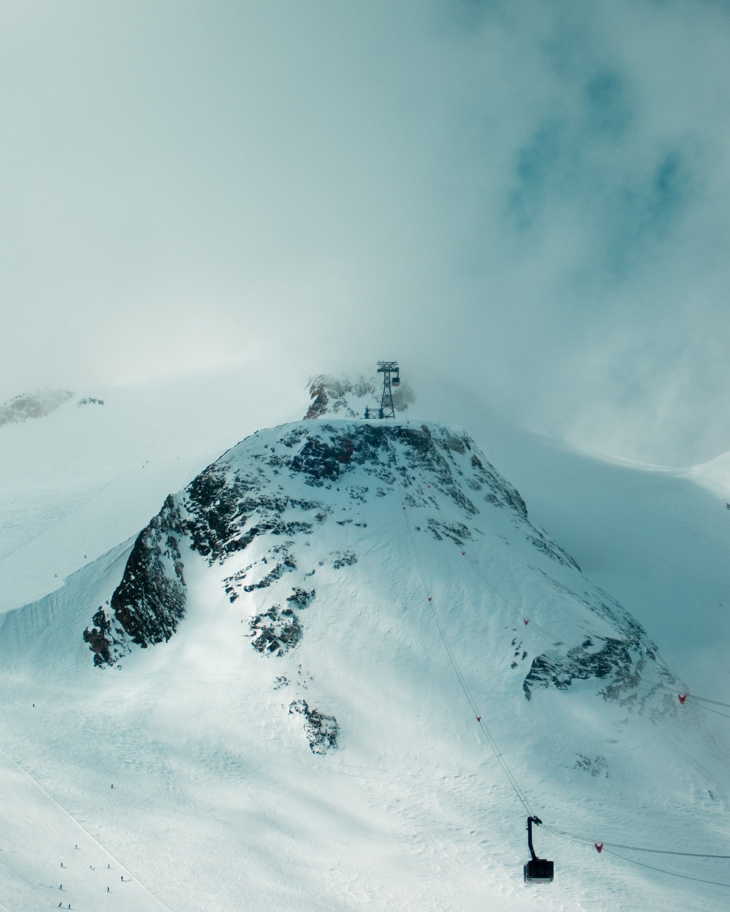Up ⬆️or down ⬇️?

@nikoneurope @nikonbelgium @nikonfr @salewa @shimodabenelux @shimodadesign #getoutstayout #outdoor #outdoors #adventure #exploremore @weareelements.eu @patagoniaeurope @sidetrackedmag @theoutdoorjournal @mporaofficial @saltmagazine 