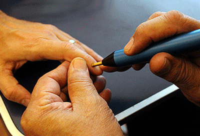 Hand-Color.gif