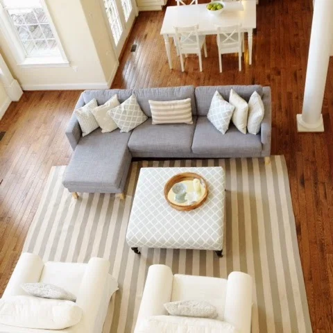 KDIlivingroomgreywhite.jpg