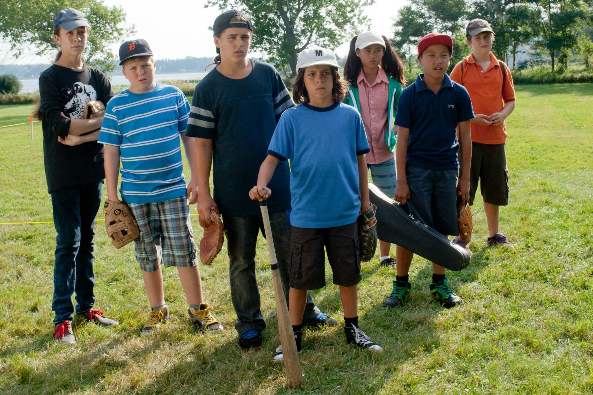 Les jeunes vedettes du film 'La gang des hors la loi'.