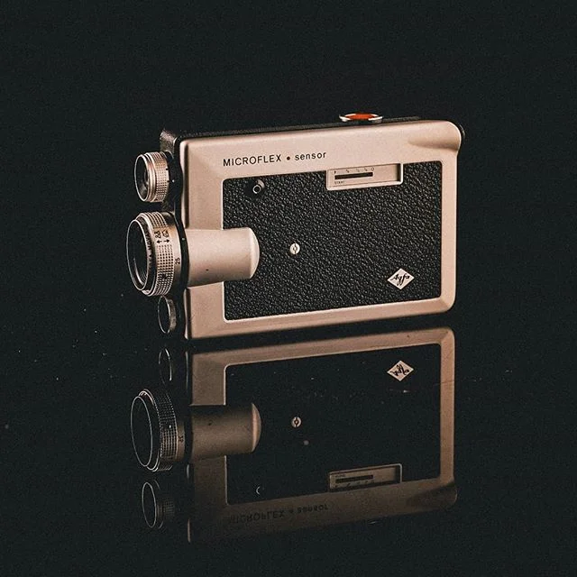 Product shot of an old camera. I love these vintage cameras. 😀✌🏼 #productphotography #oldcamera #camera #vintage #product &bull;
&bull;
&bull;
&bull; &mdash;&mdash;&mdash;&mdash;&mdash;&mdash;&mdash;&mdash;&mdash;&mdash;&mdash;&mdash;&mdash;&mdash;