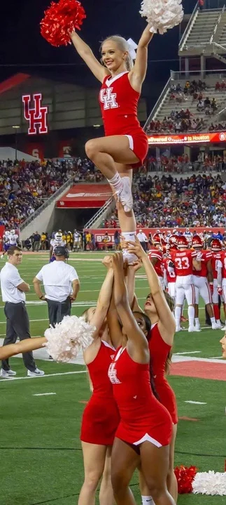 Cheer5b.jpg