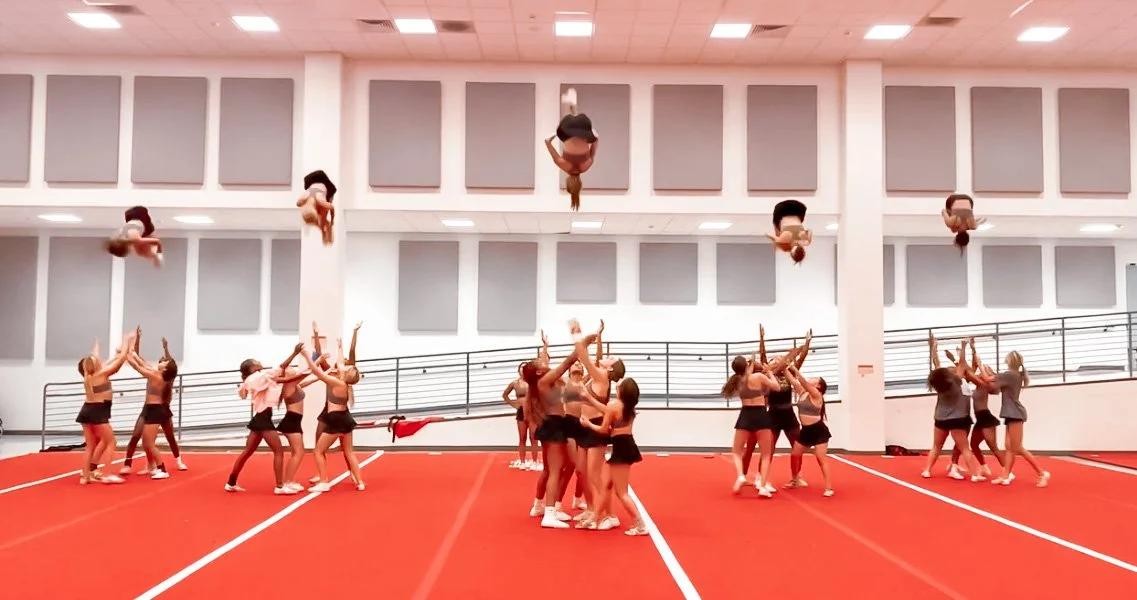 Cheer — UH Bands and Spirit Groups