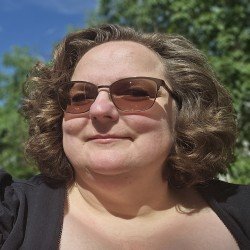 Jennifer_Ann_Miller_Headshot.jpg