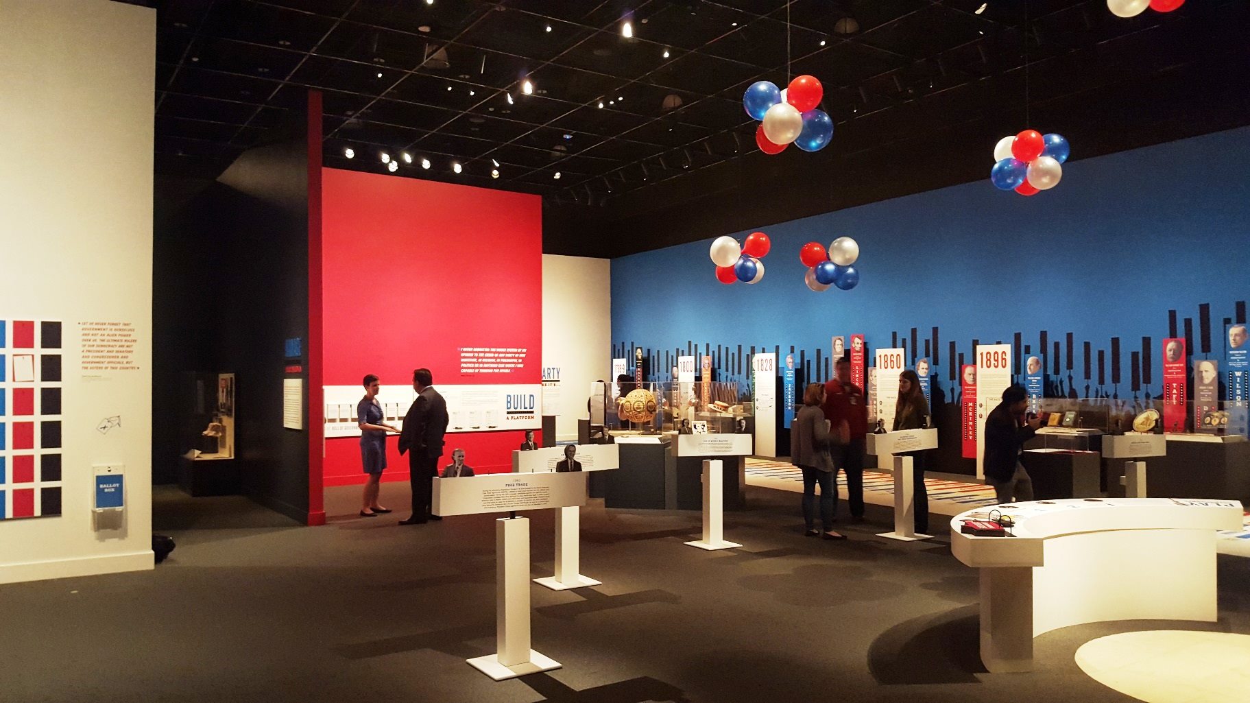 Helping Businesses Create Stunning Exhibits & Events Let’s work together