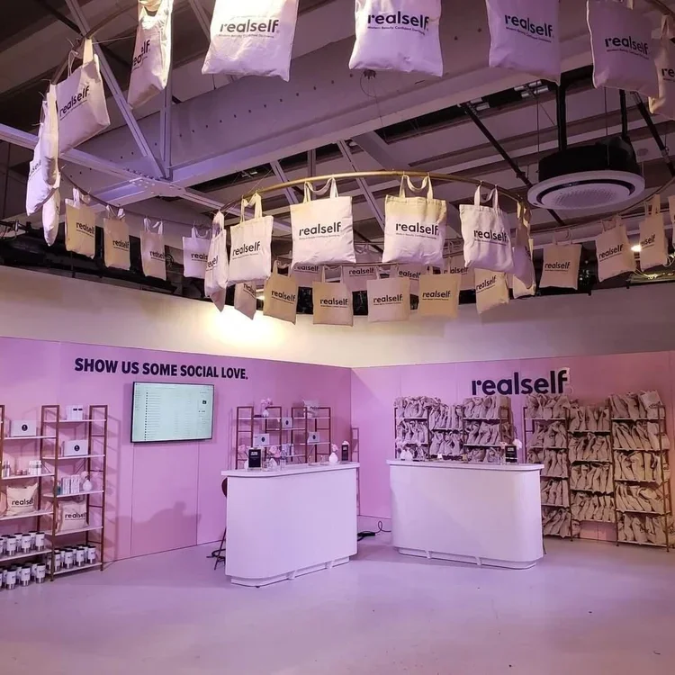 Realself Event - Custom Gift Bag Display.webp