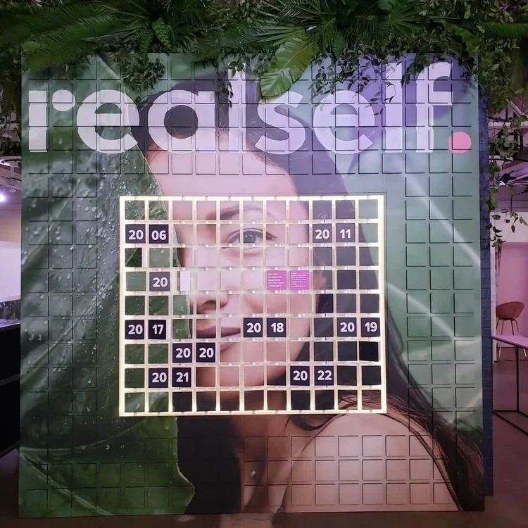 Realself Event - Custom Graphics & LEDs 2.webp