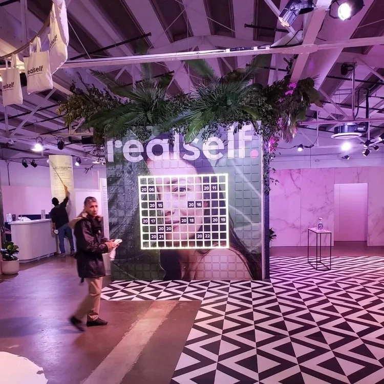 Realself Event - Custom Graphics.webp
