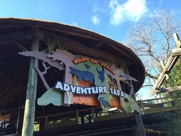 custom-zoo-experiential-sign-manufacturer-2.jpg