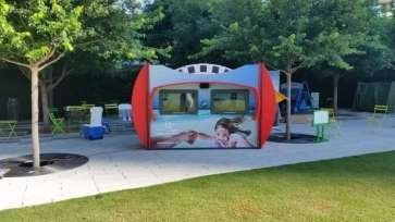 custom-creative-pop+up-design-interactive-mobile-machine-2 (1) (1).jpg