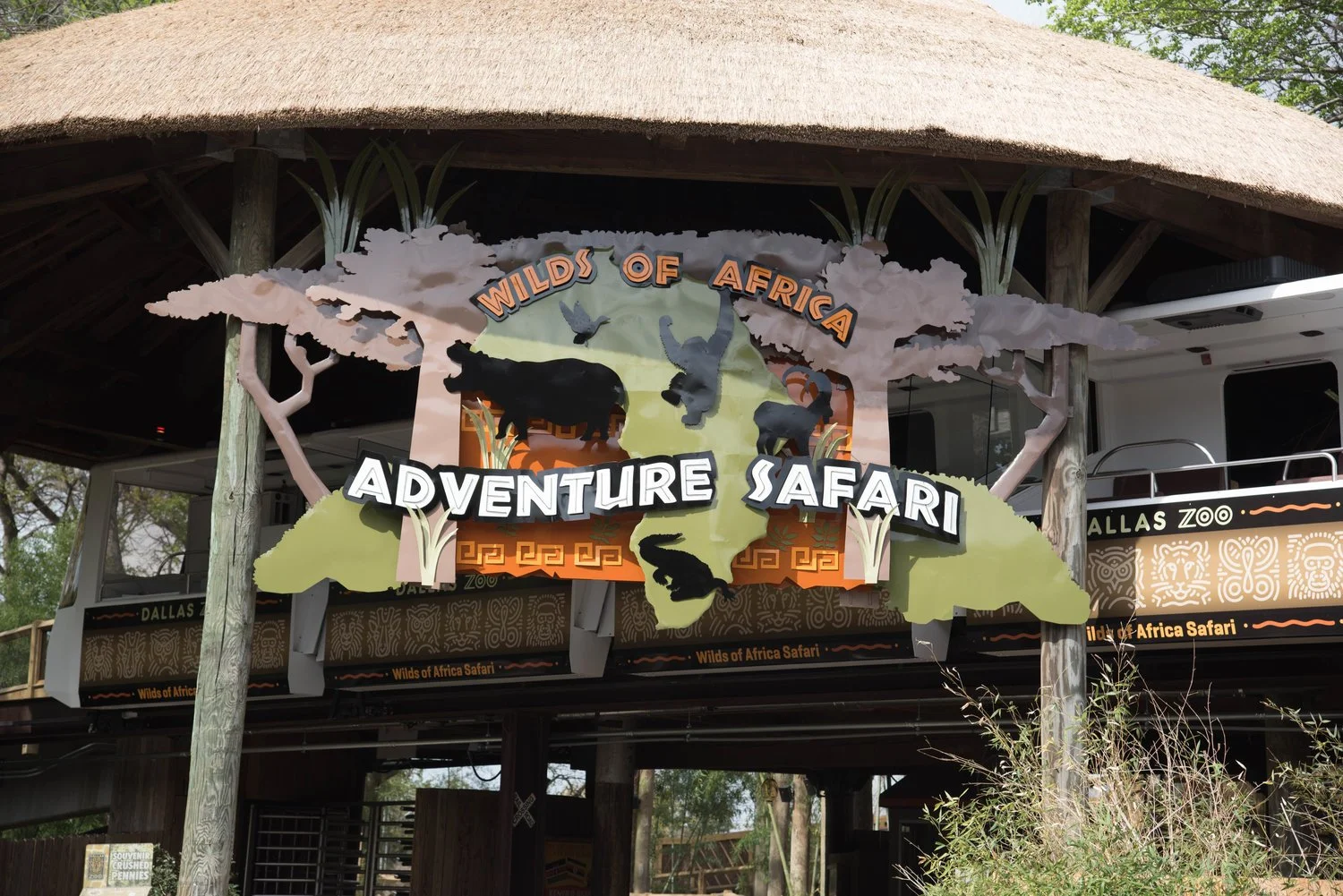 adventure+safari-custom-sign-manufacturer-design-13.jpeg