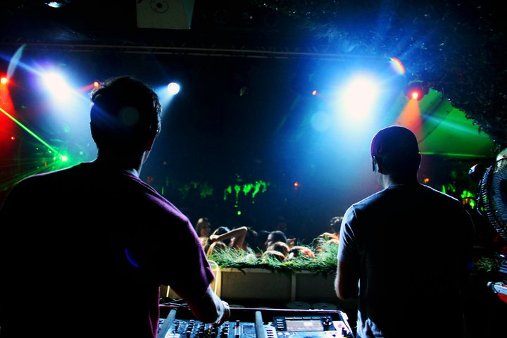 DJ@jungle2 copy.jpg