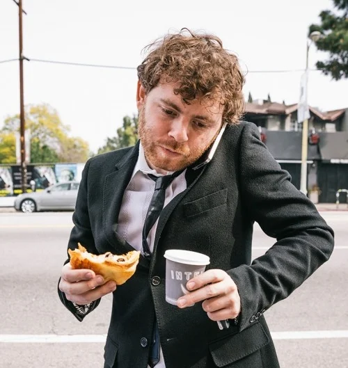 A Chat with Gabriel Kahane: Ramen, Punch Brothers, and Hanging with Franz