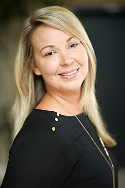 stefanie-hicks-ins-specialist-250.png