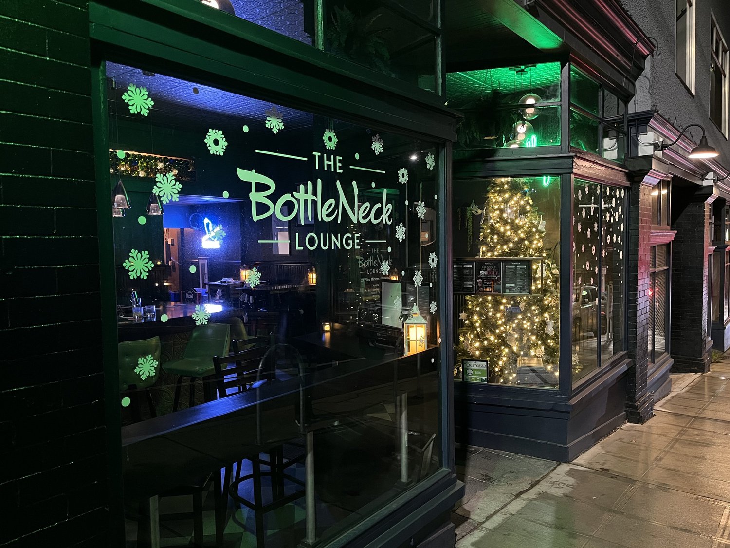 Bar photo 1