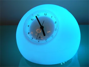 clock-emits-blue-light