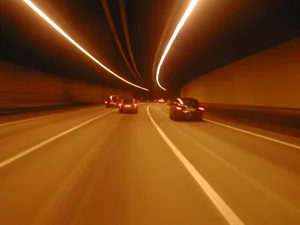 driving-at-night
