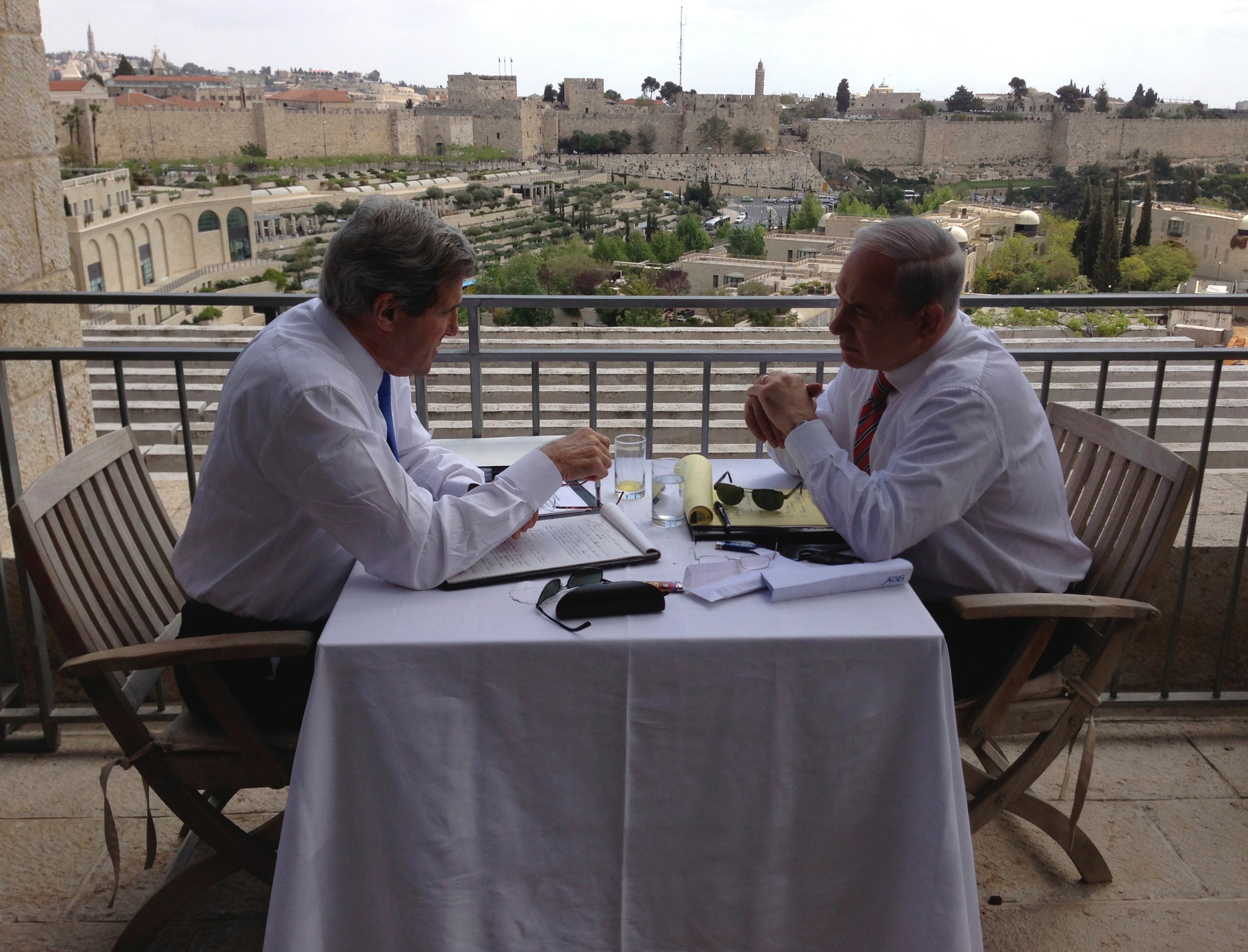The two parties in one-on-one negotiations.