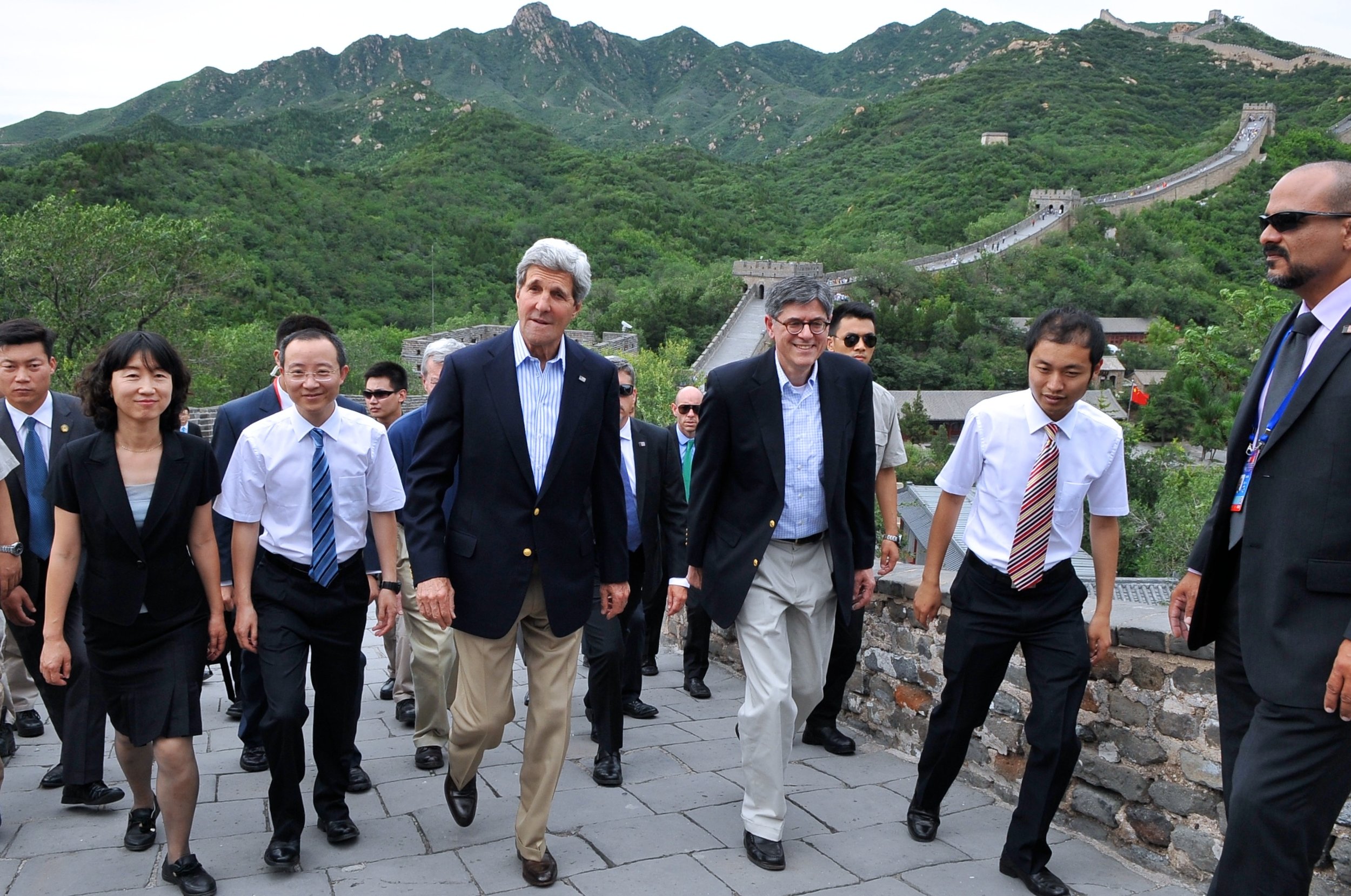  A visit to the Great Wall with U.S. Treasury Secretary Jack Lew during a Strategic and Economic Dialogue. 